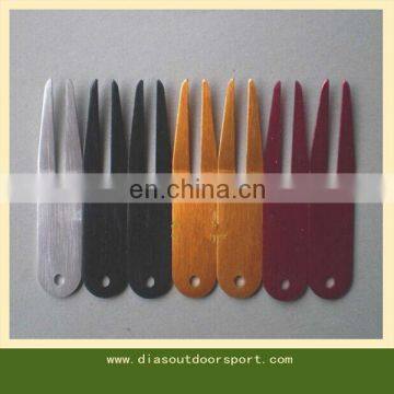 metal divot repair tool
