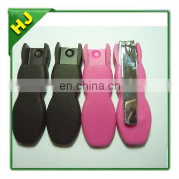 Protective silicone cover for nail clipper