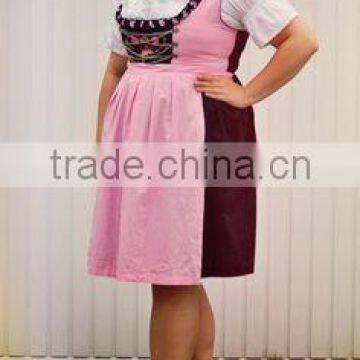 over size Bavarian Trachten Dirndl