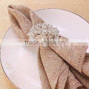 Fashionable Flower Shape Crystal Metal Alloy Napkin Rings photo-3