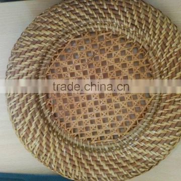 Rattan charge plate