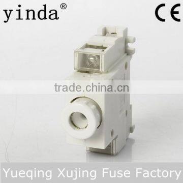 RL8B-63A D02 fuse base/holder