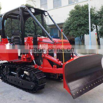 Wide application crawler tractor