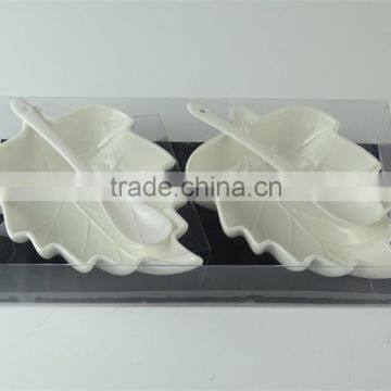 High quality stocked White leaf shape Ceramic dish set, relish dish/split dish/salad dish with spoon