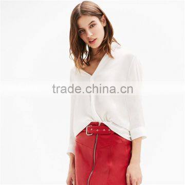 2017 OEM Spring v Neck Cutting Latest Custom Shirt Women Designs photo-5