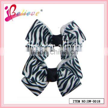 Factory Wholesale Price Competitive Quality Charming Zebra Strip no Fade Ribbon Bow Hair Clips (DW--0018) photo-2