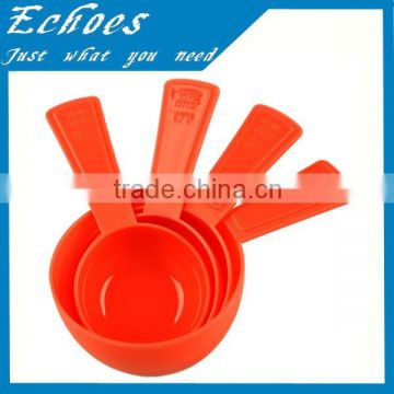 good price 4pcs plastic measuring cups and spoons