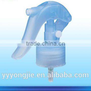 Wholesale 28 410 plastic red water or green hose plastic bottle hose sprayer