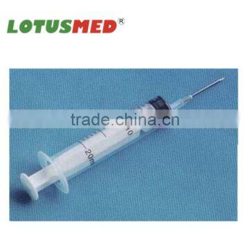 Disposable injection syringe with/without needle