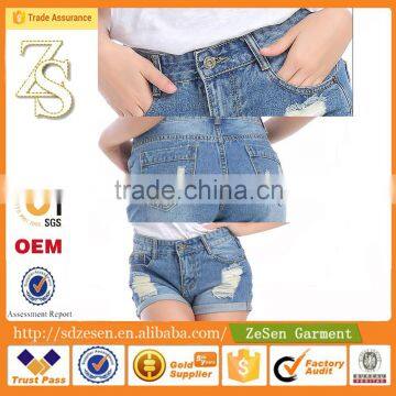 Hot Sale Women Apparel Europe Importer Customized Light Blue Ripped Folding Hem Shorts Jeans photo-4
