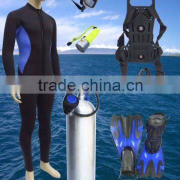 Scuba diving equipment