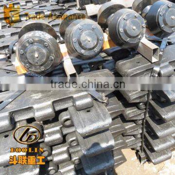 High Quality Material track shoe for KH125-3 carrier roller ,top roller