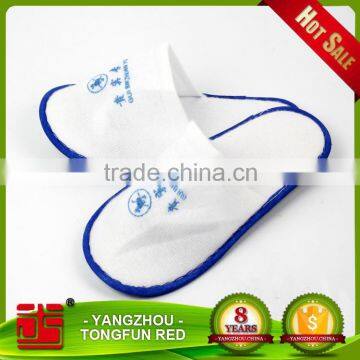 Disposable hotel slippers close toe with logo hotel/motel slippers