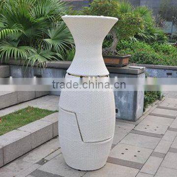 Vase Rattan Garden Sofa Furniture With Parasol Garden Umbrella photo-4