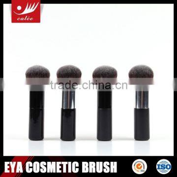 cosmetic powder dispenser brush with short handle