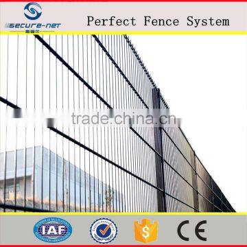 Anti-corrosion Decorative Double Wire Twin Wire Flat Mesh Panels Fence Long Service Life photo-5