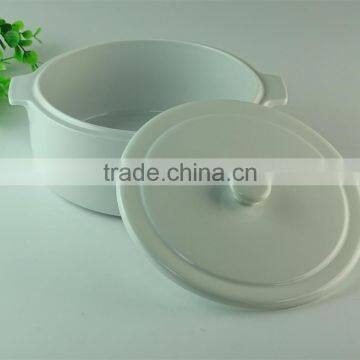 Stocked White Serveware Porcelain Serving Soup Tureen With Lid,ceramic Stew Pot Serving Cooking Pot in Stock photo-2