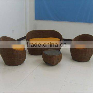 2011 new rattan outdoor tea(coffee) table with chair