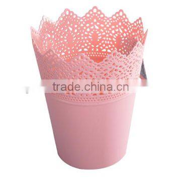 NEW Plastic lacework storage basket for bedroom