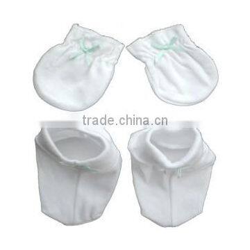 Adorable Baby and Infant Mitten and Booties Set