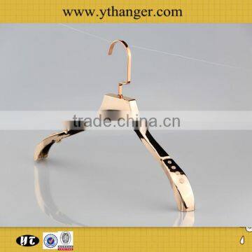 hot sale shiny plastic hanger for clothes                        
                                                                                Supplier's Choice