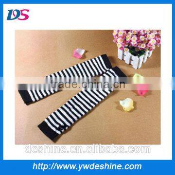 wholesale black and white stripes fingerless long gloves ST176