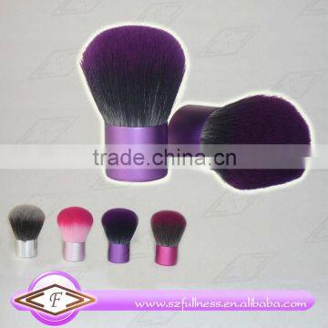 Kabuki brush