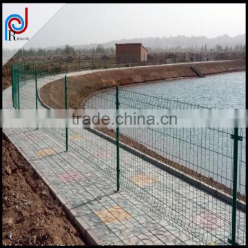 5mm Wire Diameter PVC Coated Curved Protect Wire Fence