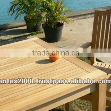 Malika Rectangular Table made of teak wood for garden furniture