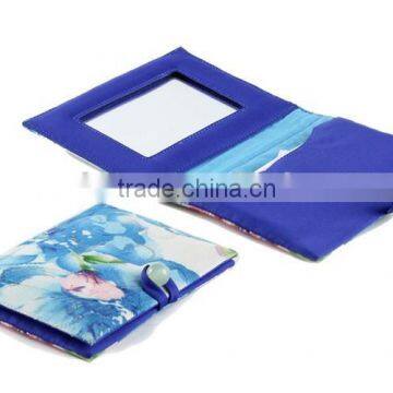 small size wallets with face tissue and mirror