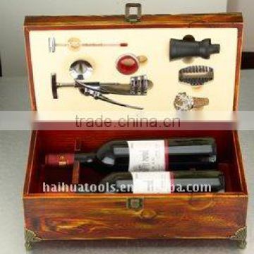 deluxe wooden wine box with 7 Accessories for two bottles