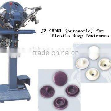 Automatic Prong Snap Fastening Machine