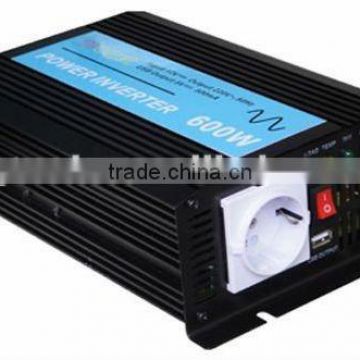 Vehicle Power Inverter DC12V to AC 220V 600W Car Power Inverter