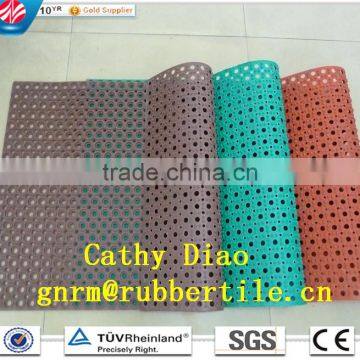 On sale high quality Anti slip rubber door mat with holes drainage rubber mat