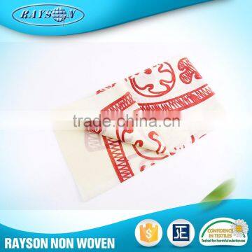  China Supplier Nonwoven Printed Machine Cutting Tablecloth