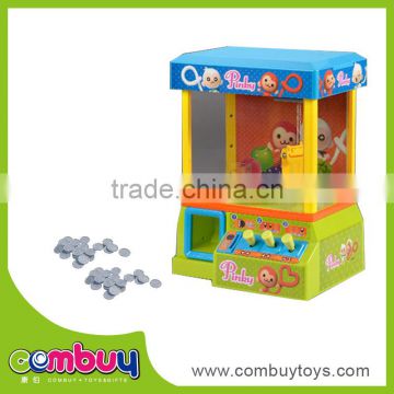 High quality plastic battery operated coin game toy catch machine