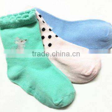 Hot Sale Fashion Great Lovely Design Warmly Material Baby Sock photo-3