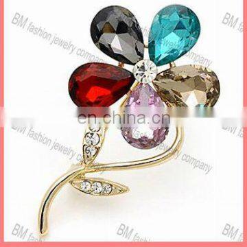 gold metal flower brooch pin jewelry wholesale