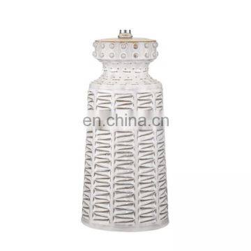Personalized Good Item Cylinder Relief Surface Matte Beige Vintage Table Lamps Porcelain for Hotel Home Bedside Decor photo-3