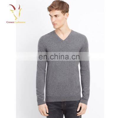 Men's Long Sleeve Solid Color V-neck Classic Sweater Pullover