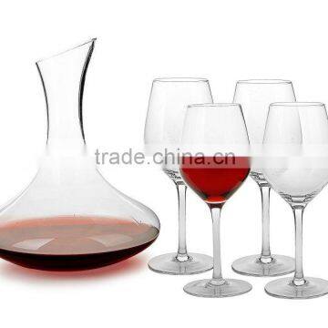 Good quality glass pitcher set with 4 wine glasses