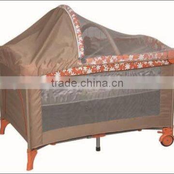 baby crib/cot /wooden baby bed