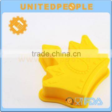 Classical Design Crown Shape Silicone Cake Mold