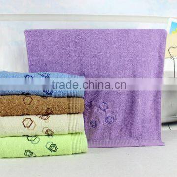 Manufacturer of 14S 100% Cotton Honeycomb Jacquard Bath Towels Special in Super Market 70x140cm 400g photo-4