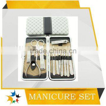 pocket manicure set