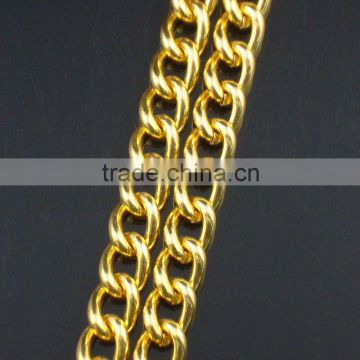 gold color metal chain