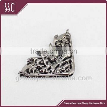 fashion metal western style bag corner popular handbag hardware corner