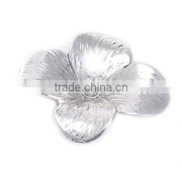 Wholesale New Fashion Antique Silver Zinc Alloy Flower Charm