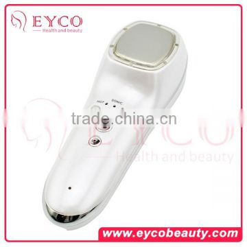 Handheld hot and cold beauty device ultrasonic facial beauty device