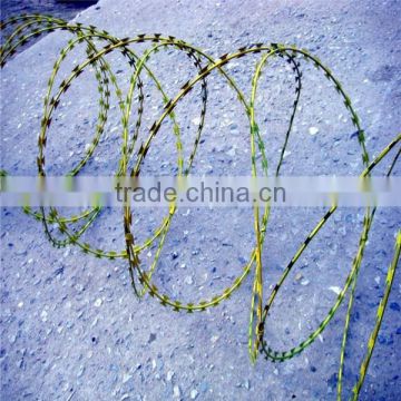 China manufacturer razor barbed wire fencing